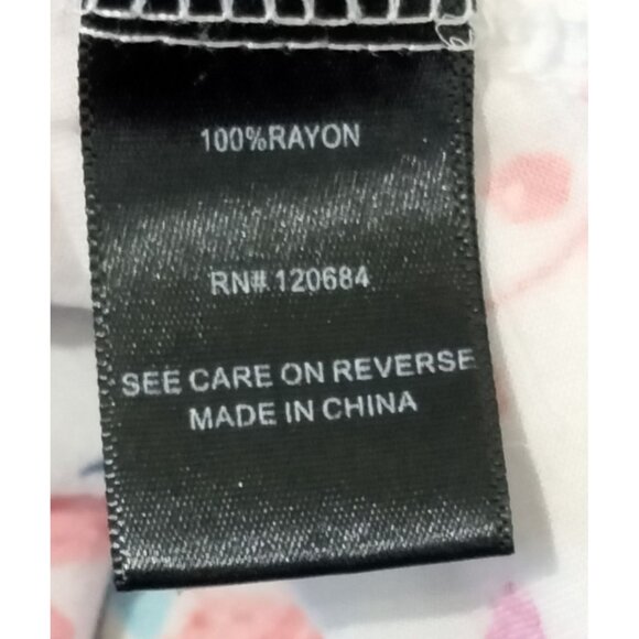 Torrid Floral High-Low Hem Plus Size 4 (4X) Dress Buttons Detail Smocked Back - Picture 8 of 9